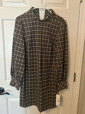 Calvin Klein new Plaid Long Sleeve Shift Dress in Navy brown and gold